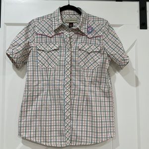Pearl snap western yolk shirt.